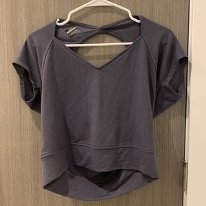 NEW Skora Cut Out Yoga Top